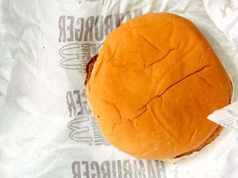 Cum să slăbești în timp ce mănânci nimic altceva decât McDonald’s