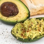Retete sanatoase: pasta de avocado – beneficii pentru sanatate