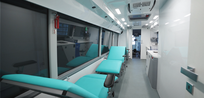 Deltamed și MHS Truck&Bus au livrat Centrului de Transfuzie Sanguină al M.Ap.N. primul „Autolaborator pentru recoltare de sânge”